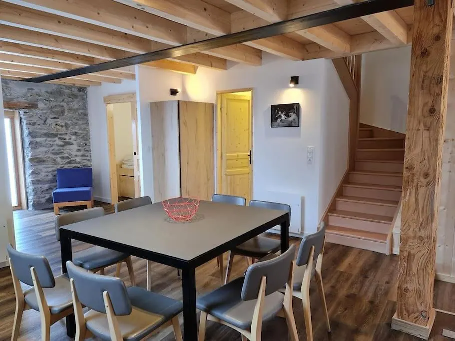 La Maizon Du Bois Villa La Plagne 0*,